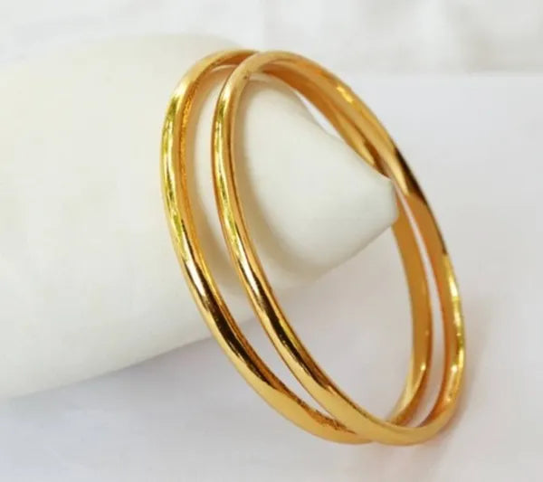 Elegant golden Plain Bangles