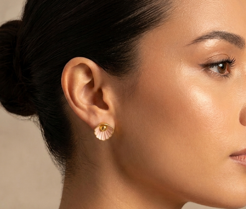 Unio Design Charming Stud Earrings