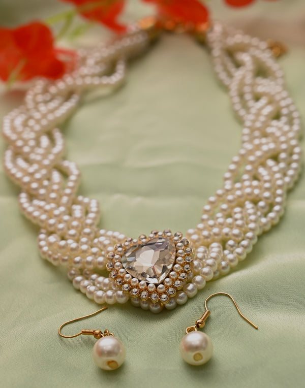 Pearl Braid With Heart Necklace Set
