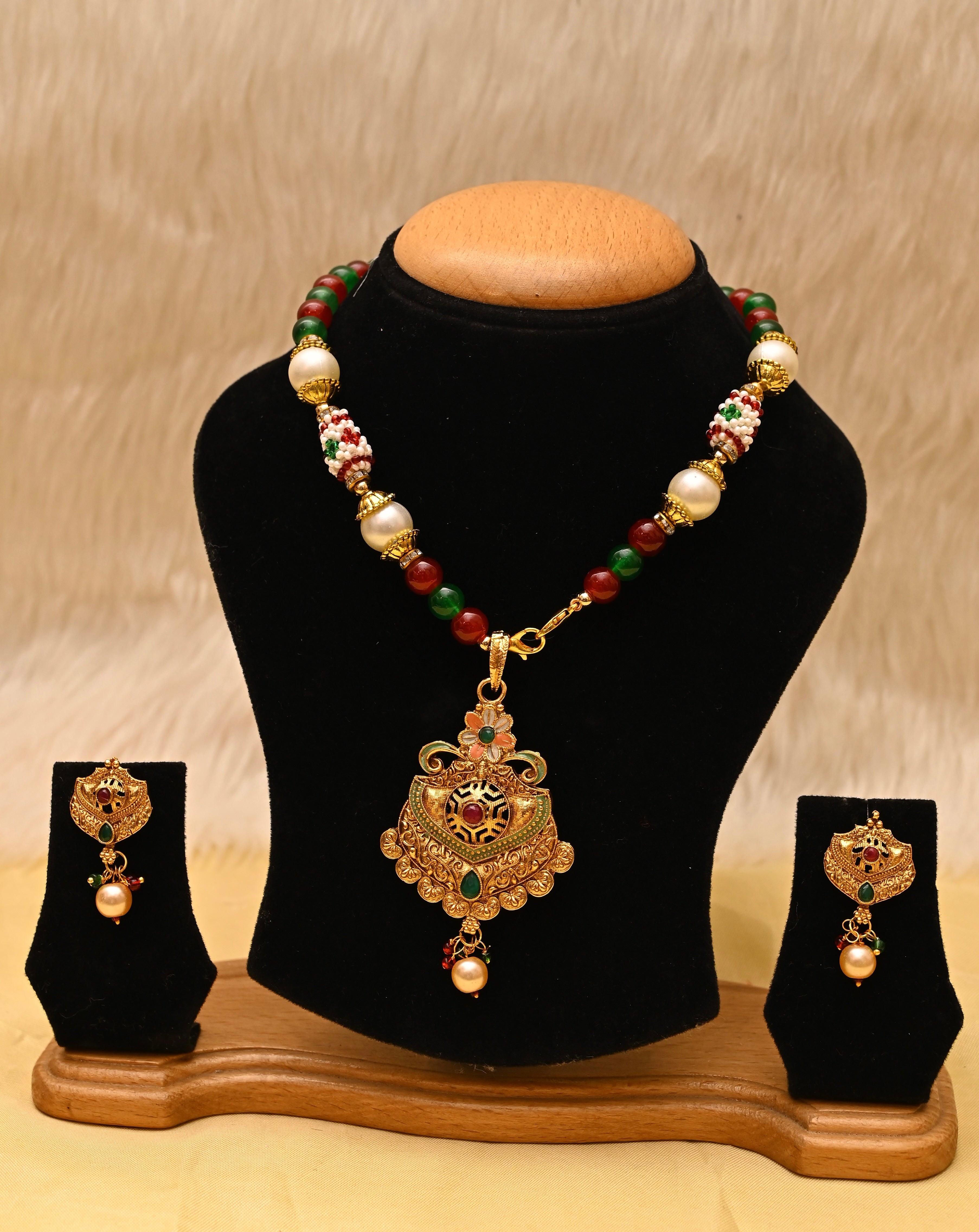 Graceful Gold Plated Necklace Set