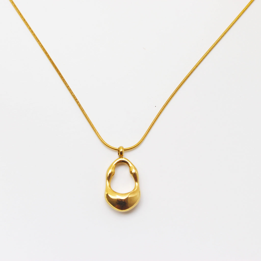 Droplet Pendant Necklace