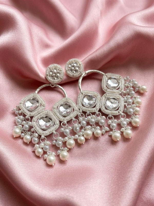 Elegant Look For Antique Traditional Kundan Earrings