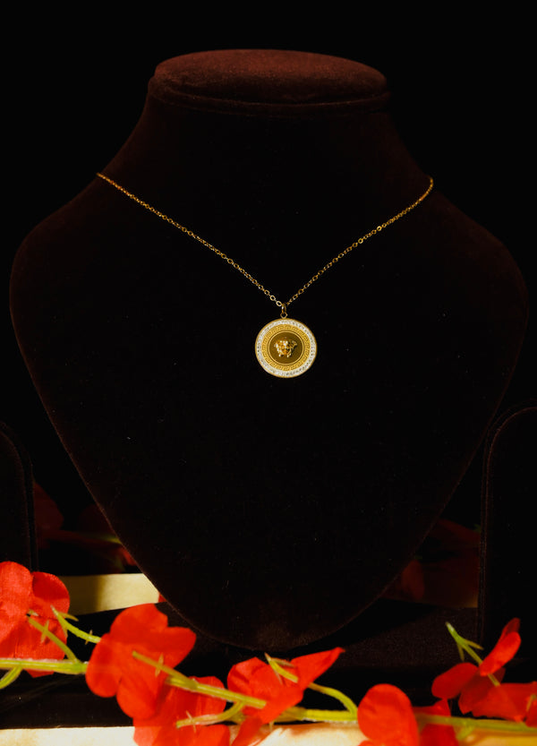 Stylish Round Shape Gold Plated Pendant Chain