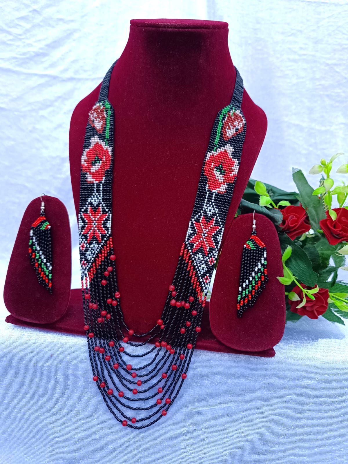 Exclusive Seed Bead Necklace