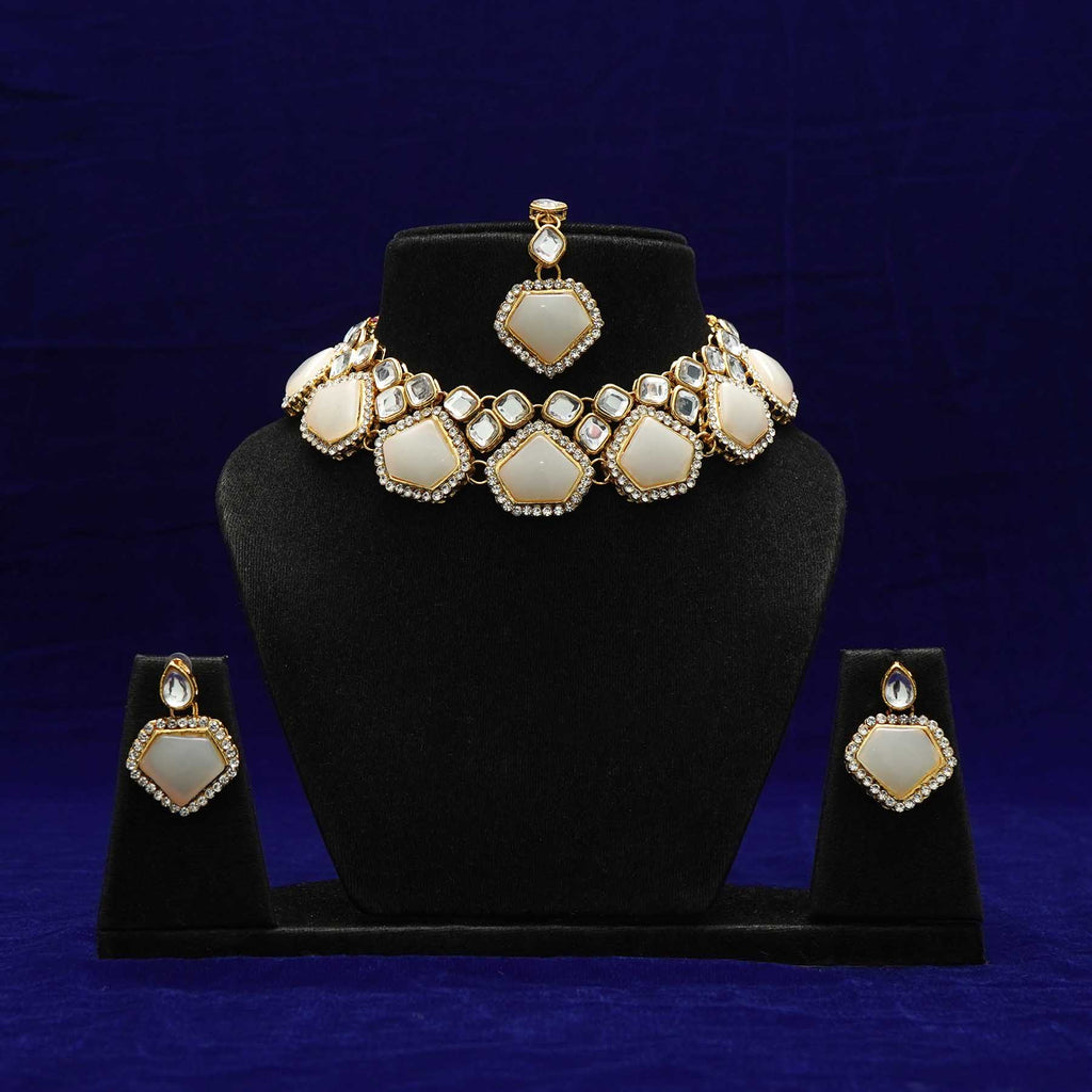Meraki Kundan Choker with American Diamonds