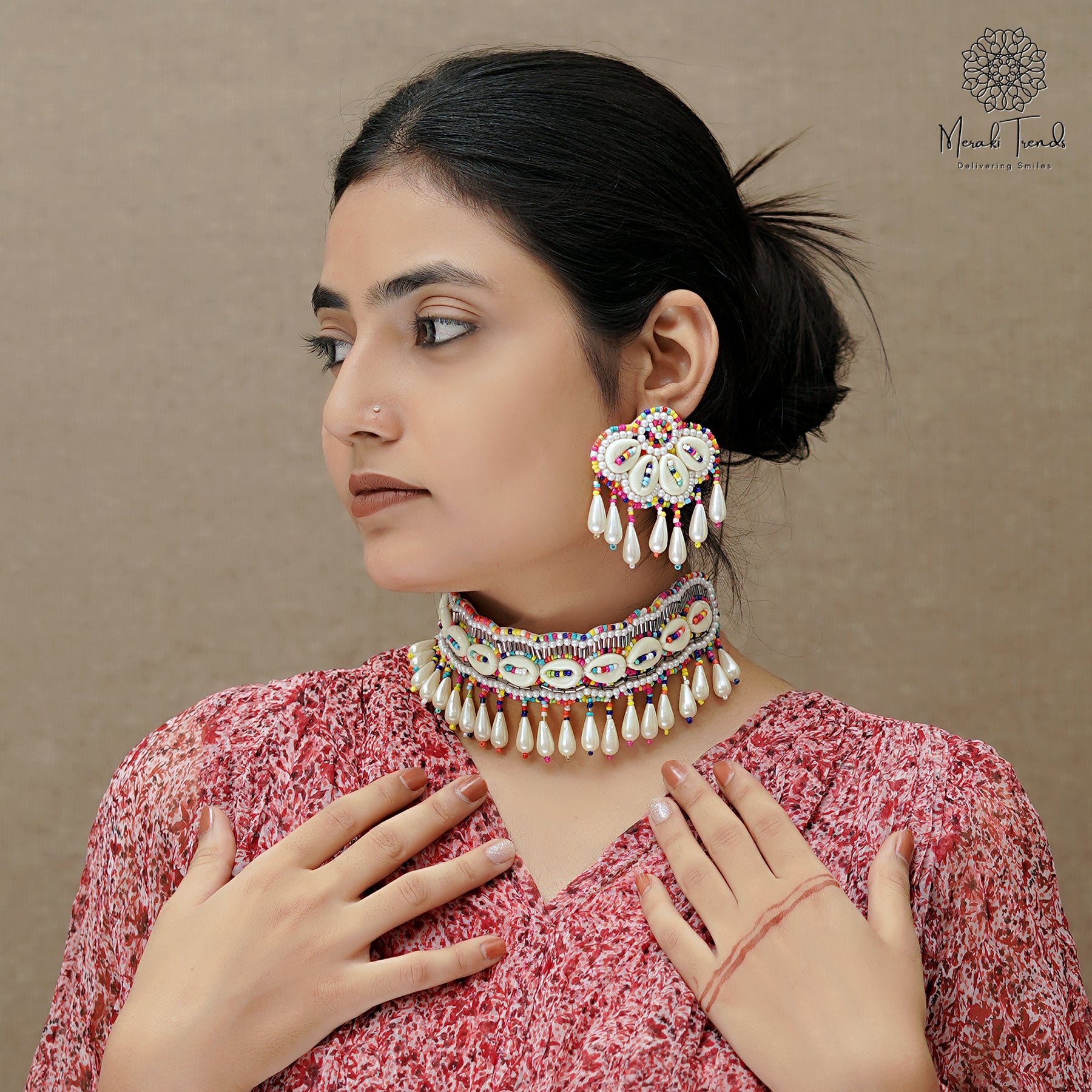 Colorful Beads Choker Set with Shells