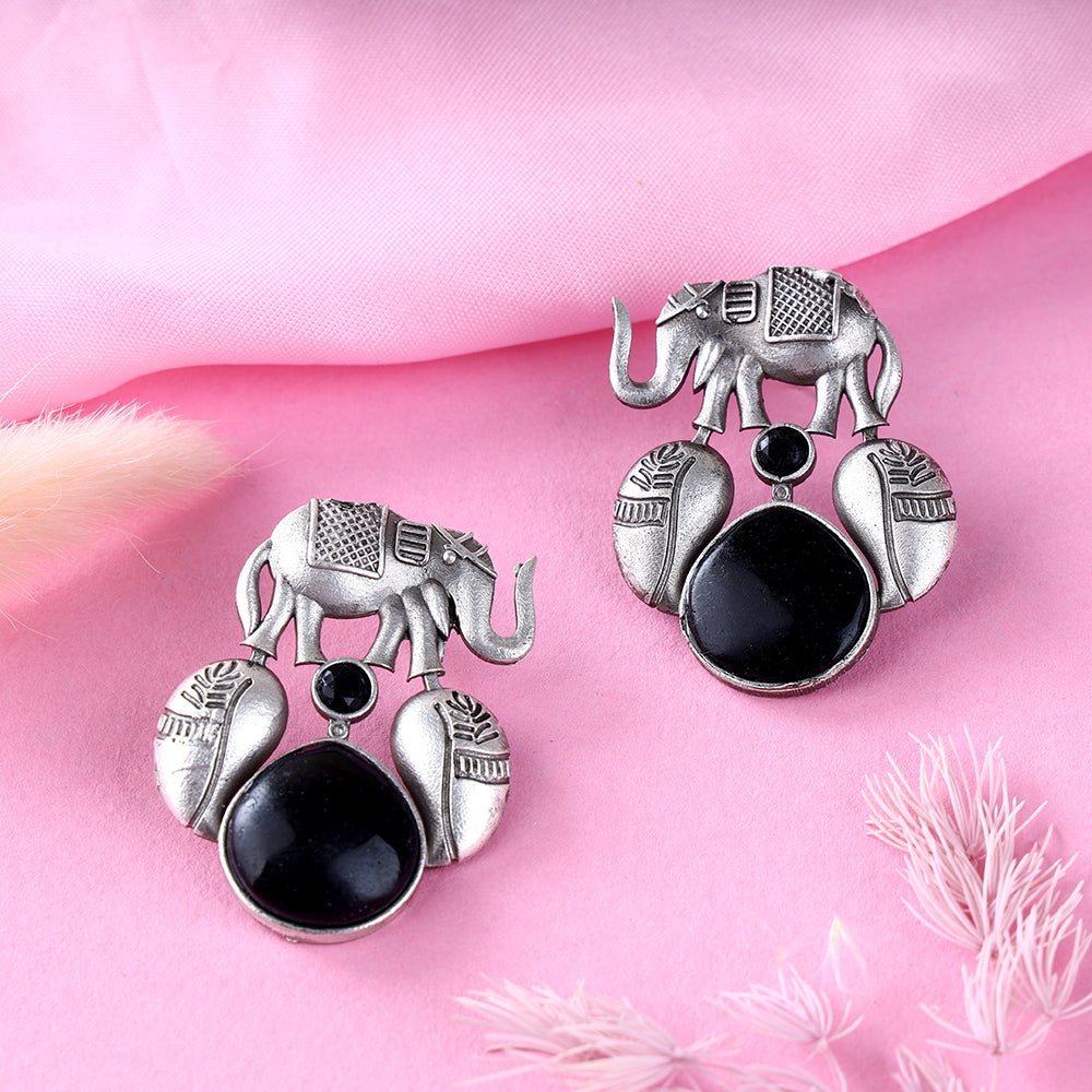 Elephant Design Earring with Monalisa Stone