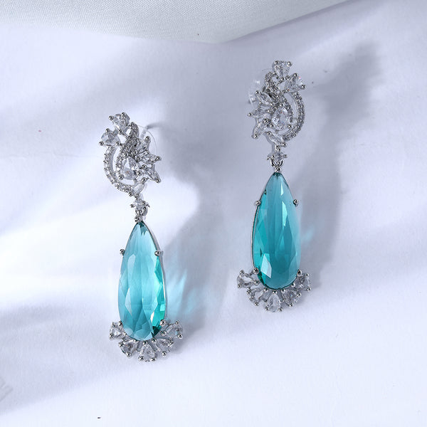 Sparkling Elegance Diamond Studded Earring