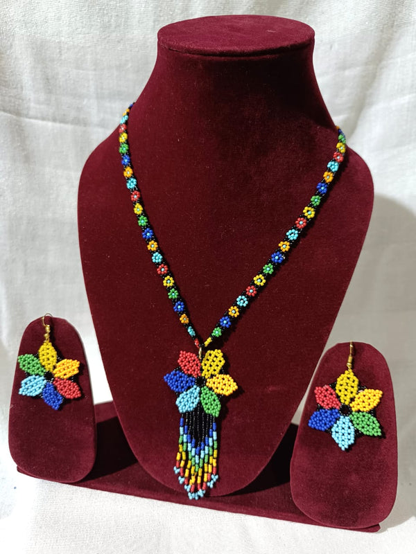 Flower Shape Multicolor Necklace