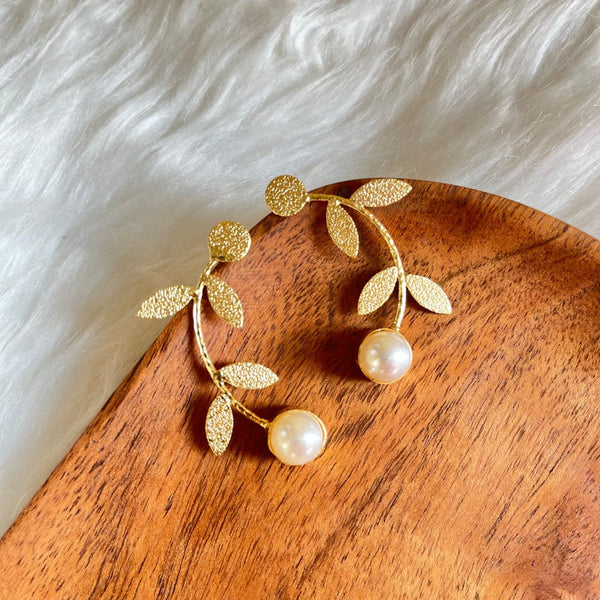 Kaira White Stone Brass Earring