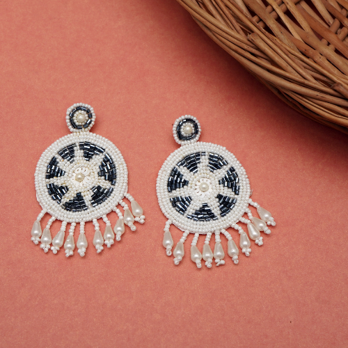 Black & White Beaded Earring