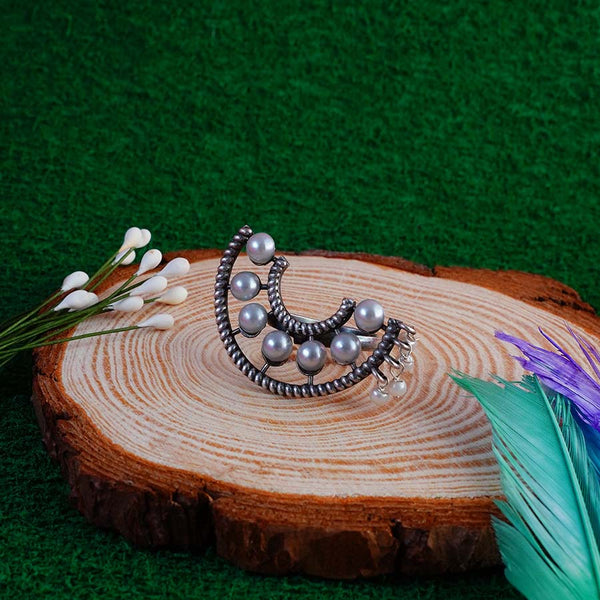Meraki Half Chand With Pearl Ring
