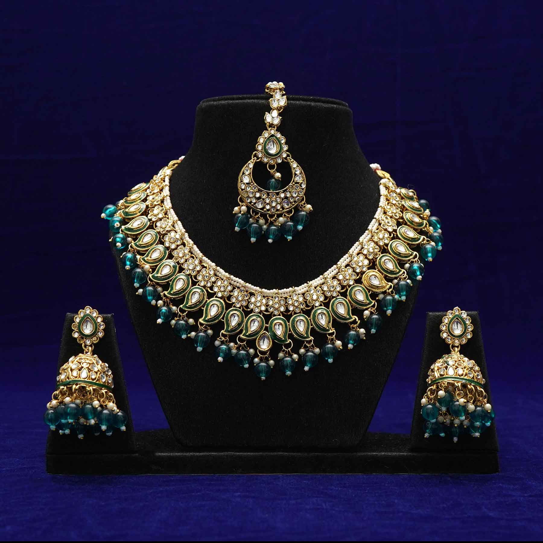 Meraki Gold Plated Pearl Necklace