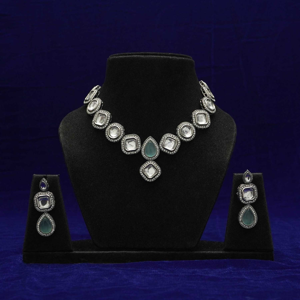 Meraki Diamond Studded Kundan Choker Set