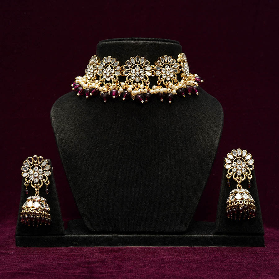 Meraki Traditional Gold-Plated Stone Choker Set