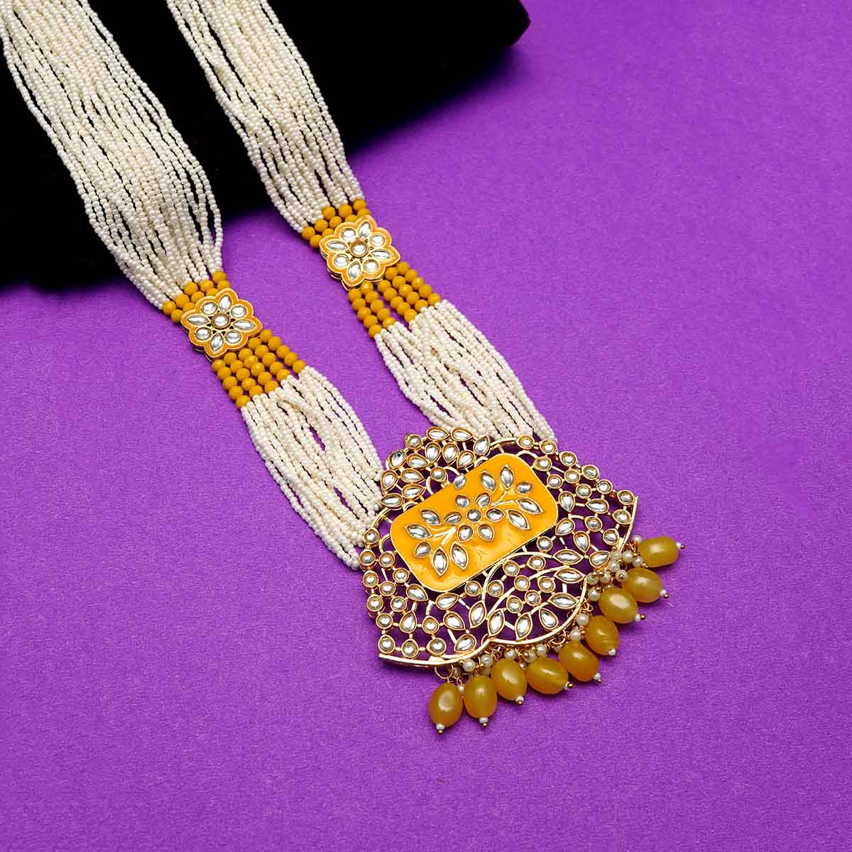 Gold Plated Kundan & Beads Neckpiece