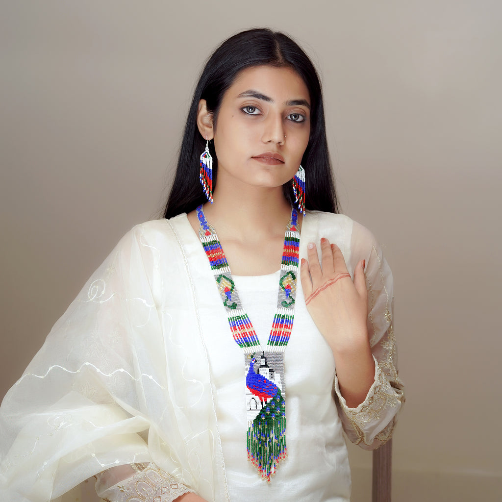 Meraki Trends Multicolor Peacock Design Necklace
