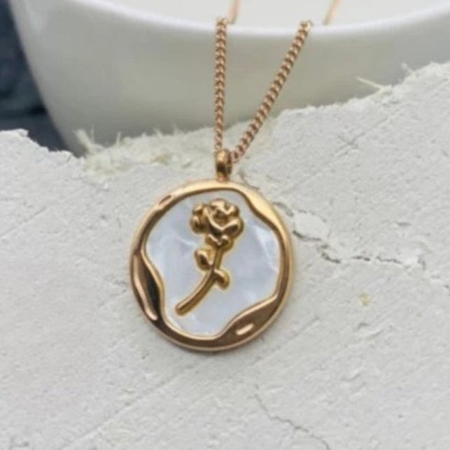 Vintage Bellerose Pendant Necklace