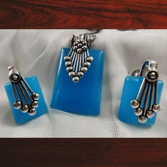 Stone Pendant Earrings with Chain