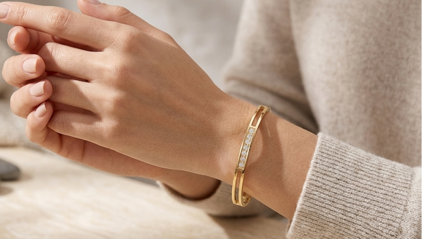 Anti-Tarnish Diamond Studded Bracelet