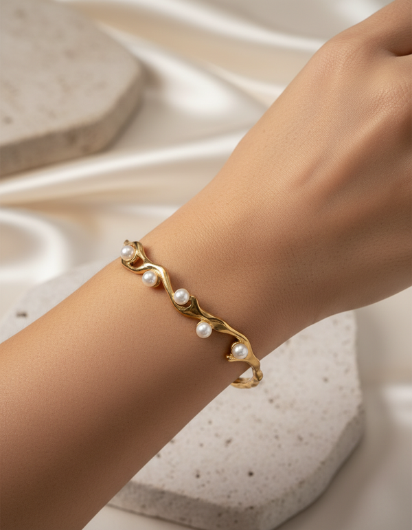 Anti-Tarnish Bracelet With Pearl