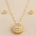 Round Design Kundan Pendant Set