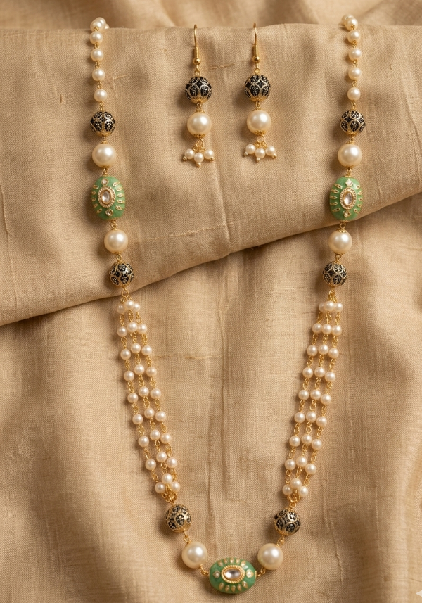 Mala Necklace Set with Pearls and Unique Beads