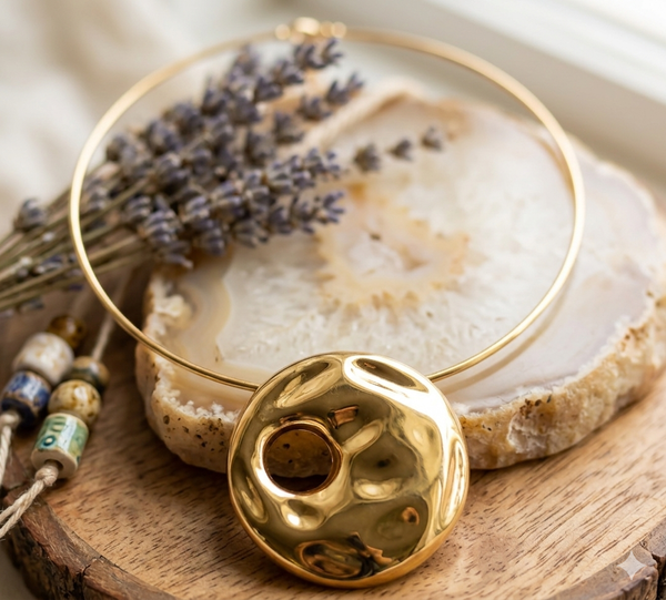 Round Shape Bold Gold Statement Neckpiece