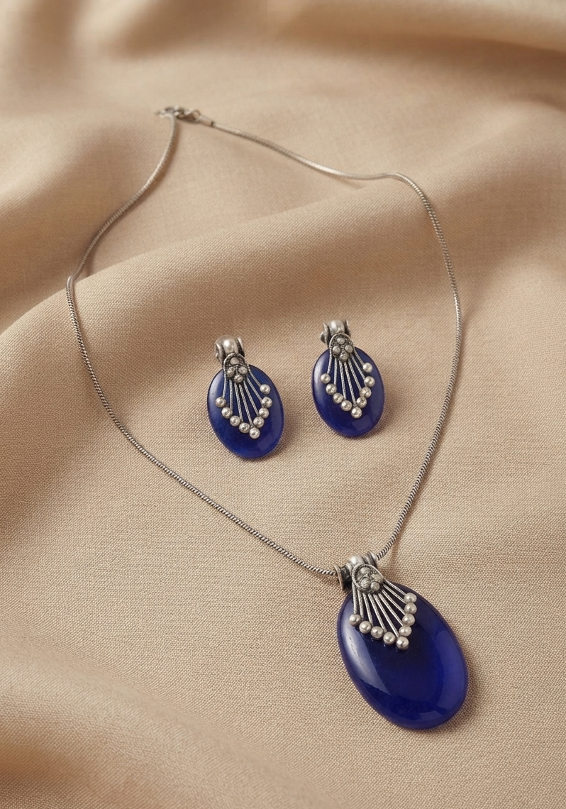 Oval Shaped Resin Pendant Set