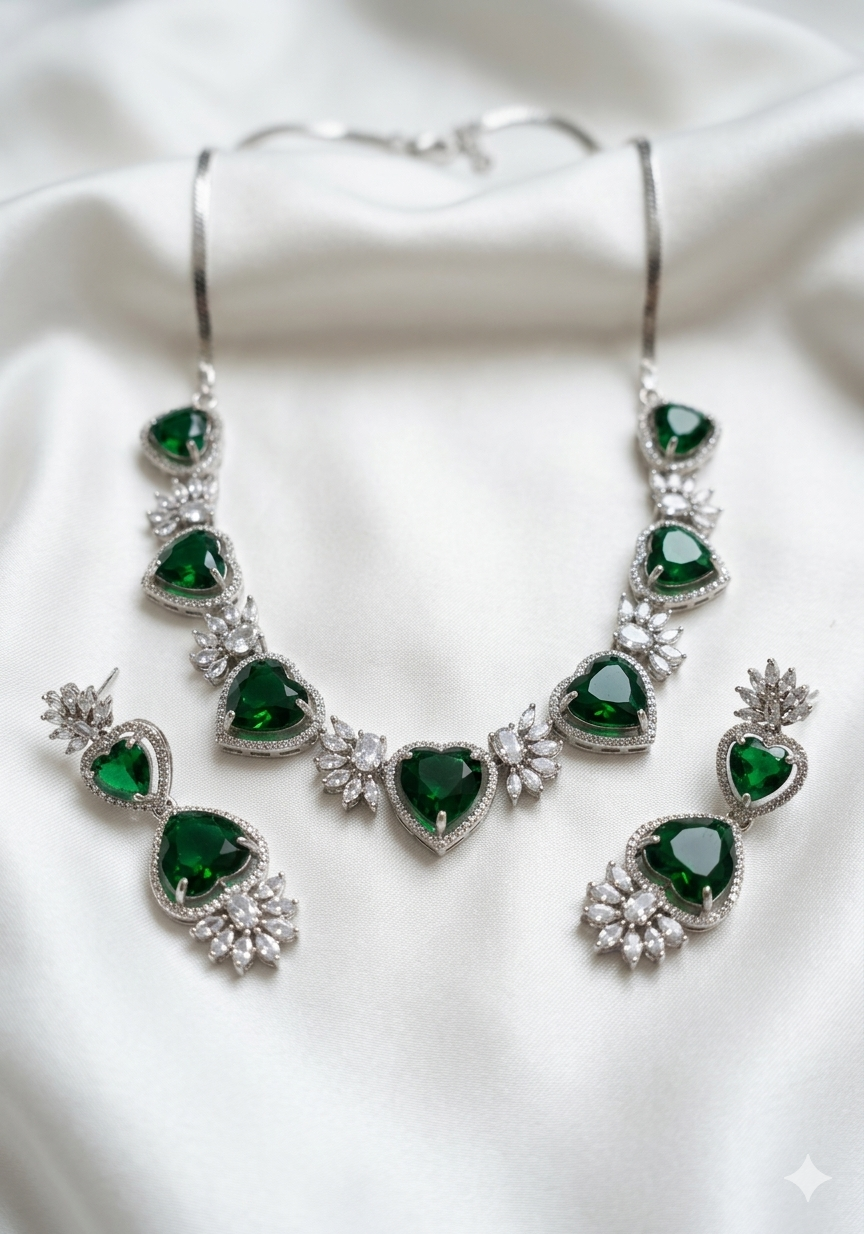 Heart shaped loved Emerald Green Zirconia Necklace Set