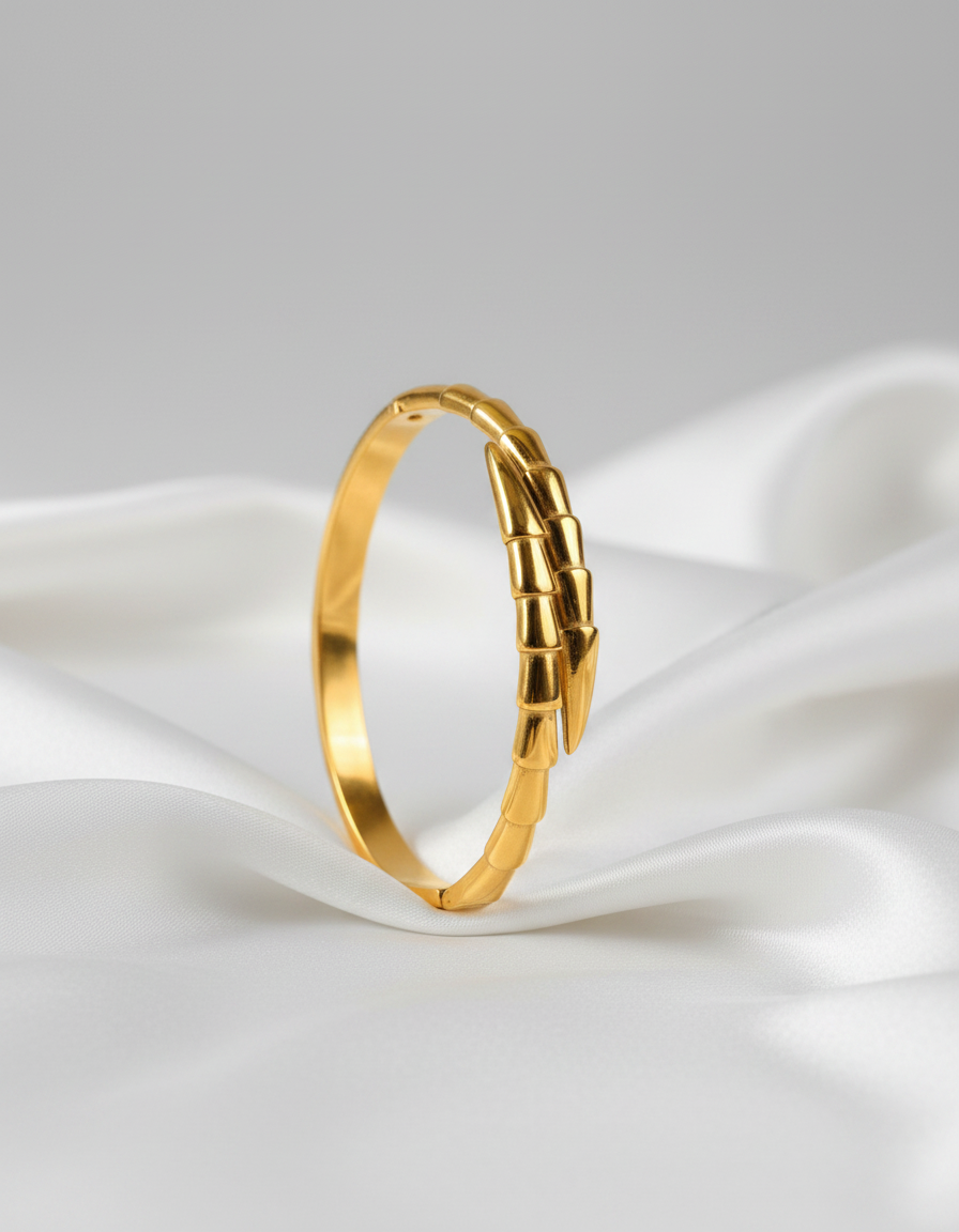 Stylish Anti-Tarnish Bracelet